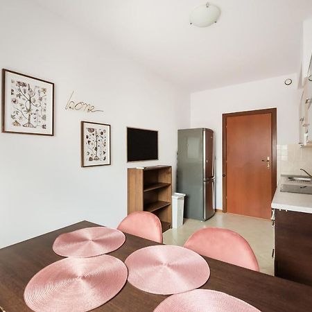 Wola Sunshine Apartment Free Parking วอร์ซอ ภายนอก รูปภาพ